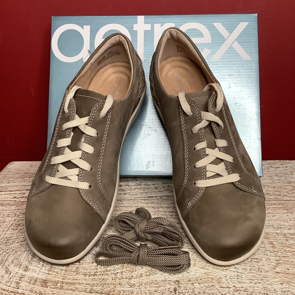 Aetrex Dana Lace-Up 9-9.5 Taupe Comfort Support Casual Sneakers Antimicrobial - Picture 2 of 14